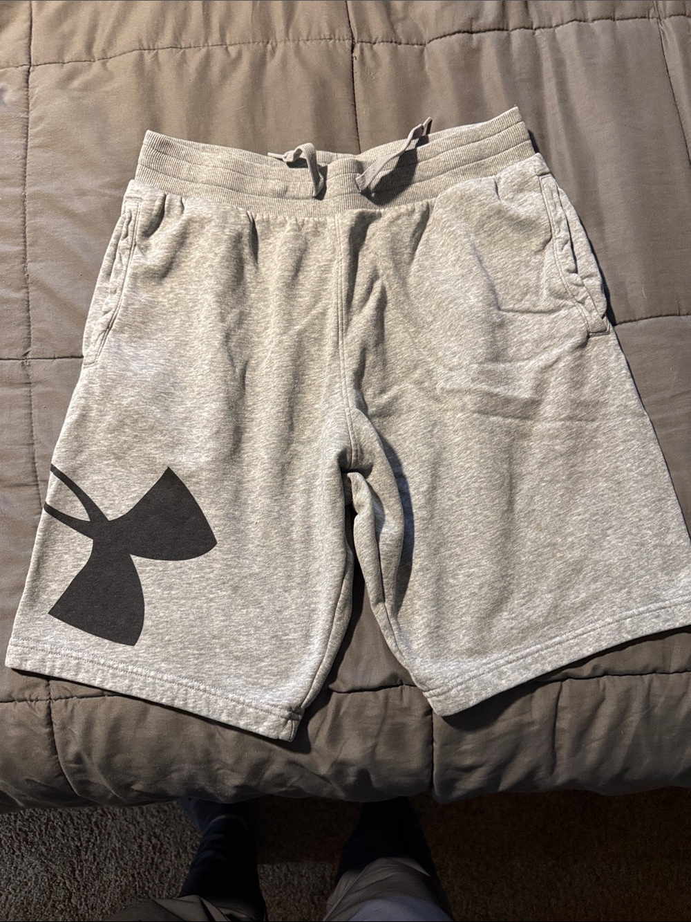 Under Armour Men’s Light Gray Athletic Shorts with Black Logo